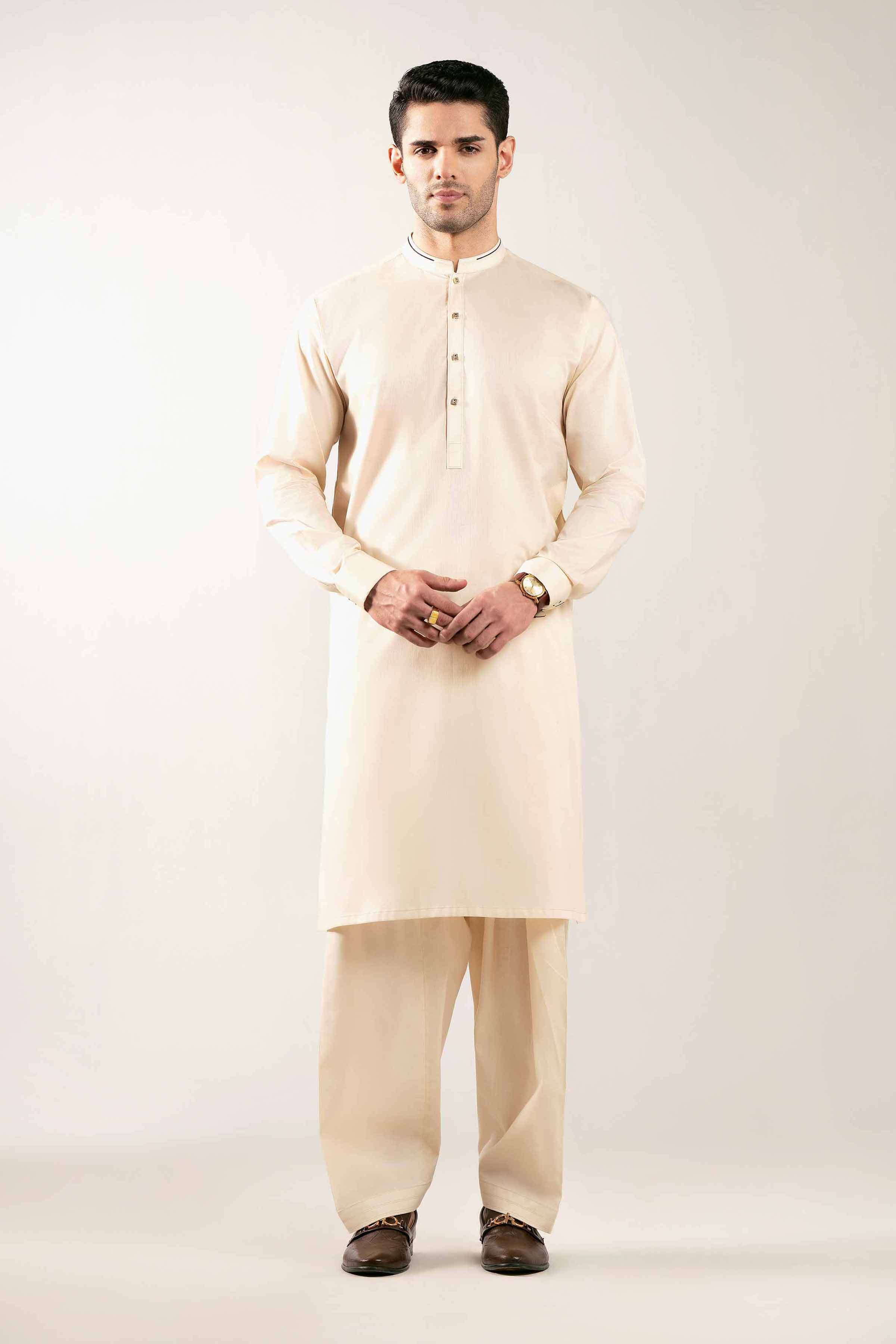 Un Stitch - Naqsh Suit - 42508115